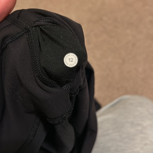 Lululemon leggings - Picture 4 of 4
